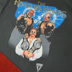 Large Road warriors Jim Crockett Promotions tee in black.